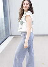 Lade das Bild in den Galerie-Viewer, Wide Leg Jeans washed Grey| Redial