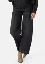 Lade das Bild in den Galerie-Viewer, O-Shape Jeans NORALIE Contrast | Elias Rumelis