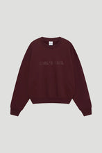 Lade das Bild in den Galerie-Viewer, Regular Sweater Girl´s Girl Aubergine Brown | Oh April x Saint Sass
