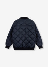 Lade das Bild in den Galerie-Viewer, Quilted Bomber Jacke | ALIX The Label