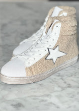 Lade das Bild in den Galerie-Viewer, Sneaker Vintage High "STAR"