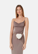 Lade das Bild in den Galerie-Viewer, Coconut Mini Heart Bag | Weat Studio