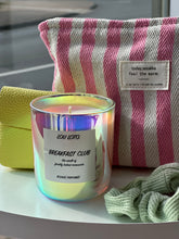 Lade das Bild in den Galerie-Viewer, Breakfast Club Kerze „ovenfresh croissant“ | Lou Loto