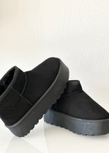Lade das Bild in den Galerie-Viewer, Plateau Boots "BRISBANE" | Schwarz