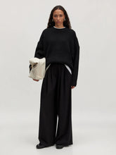 Lade das Bild in den Galerie-Viewer, Jenna Trousers | Edited