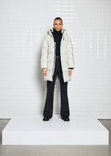 Lade das Bild in den Galerie-Viewer, 3/4 Pufferjacke „Abby“ Grey Sugar | Withblack