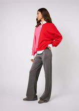 Lade das Bild in den Galerie-Viewer, Regular Sweater Bow | Oh April