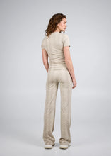 Lade das Bild in den Galerie-Viewer, Daisy Flared Leggings Micro Leo Beige | Oh April