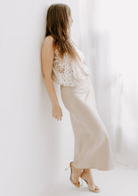 Lade das Bild in den Galerie-Viewer, Shiny Sequin Top