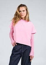 Lade das Bild in den Galerie-Viewer, Ella Boxy T-Shirt Petal Cream Acid | Oh April