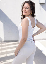 Lade das Bild in den Galerie-Viewer, Gerippter Basic Soft Body | 4 Farben