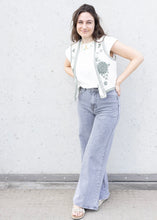 Lade das Bild in den Galerie-Viewer, Wide Leg Jeans washed Grey| Redial