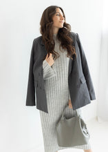 Lade das Bild in den Galerie-Viewer, Blazer "CELIN" | Grau & Beige