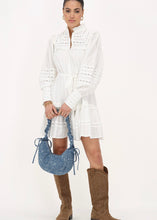 Lade das Bild in den Galerie-Viewer, Weisses Lochspitzen Kleid mit Bindegürtel | My Jewellery