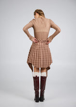 Lade das Bild in den Galerie-Viewer, Zahara Lace Longsleeve Almond | Oh April