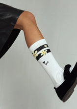 Lade das Bild in den Galerie-Viewer, Flower Socken | Loones, Weiß