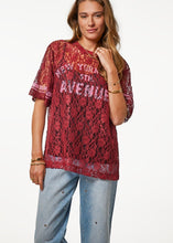 Lade das Bild in den Galerie-Viewer, Lace Shirt Burgundy | My Jewellery