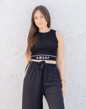 Lade das Bild in den Galerie-Viewer, Crop Top "AMOUR"