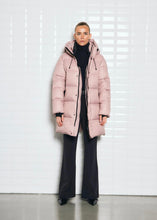Lade das Bild in den Galerie-Viewer, 3/4 Pufferjacke „Abby“ Soft Rosé | Withblack