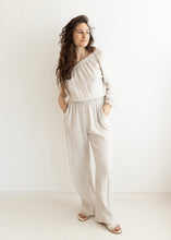 Lade das Bild in den Galerie-Viewer, Oneshoulder Musselin Jumpsuit | "CALI" | Beige & Schwarz
