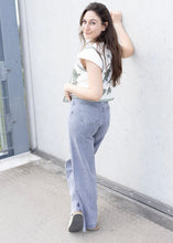 Lade das Bild in den Galerie-Viewer, Wide Leg Jeans washed Grey| Redial