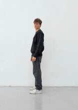 Lade das Bild in den Galerie-Viewer, Sweater "ASHI" unisex | Outryght, Grau & Schwarz