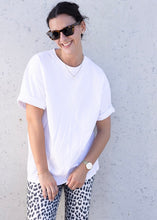 Lade das Bild in den Galerie-Viewer, Basic oversize T-Shirt | Weiß