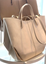 Lade das Bild in den Galerie-Viewer, Tote Bag Paulina | Taupe, Ecru, Camel