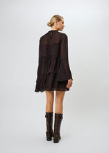 Lade das Bild in den Galerie-Viewer, Lavinia Volant Dress Leo Truffle | Oh April