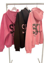 Lade das Bild in den Galerie-Viewer, Oversize Hoodie SKI CLUB | Pink, Braun, Rosa
