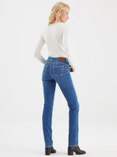 Lade das Bild in den Galerie-Viewer, Slim Straight Fit SABRINA Medium Blue | C.O.J
