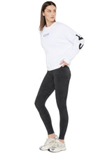 Lade das Bild in den Galerie-Viewer, Sweater Sweatshirt SU:RI

