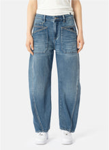 Lade das Bild in den Galerie-Viewer, O-Shape Jeans Isabella Domain Blue | Elias Rumelis
