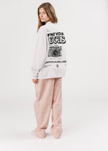 Lade das Bild in den Galerie-Viewer, Longsleeve White Focus | Karo Kauer Label
