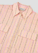 Lade das Bild in den Galerie-Viewer, Noni Shirt Dress Soft Blush Stripe | Off White
