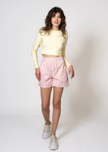 Lade das Bild in den Galerie-Viewer, Yuzu Shorts | Soft Blush Stripe

