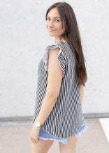 Lade das Bild in den Galerie-Viewer, Musselin Top &quot;HAPPY STRIPES&quot; | 3 Farben
