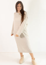 Lade das Bild in den Galerie-Viewer, Strickkleid &quot;MOU&quot; | Ecru
