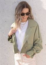 Lade das Bild in den Galerie-Viewer, Cropped Trenchcoat &quot;NALA&quot; | 2 Farben
