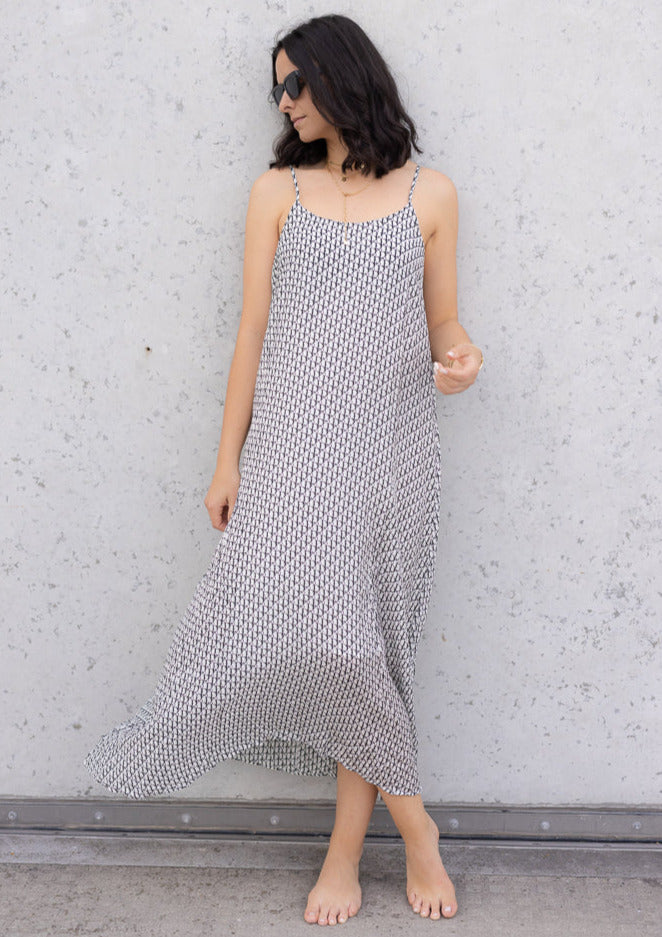 Fließendes Kleid | 