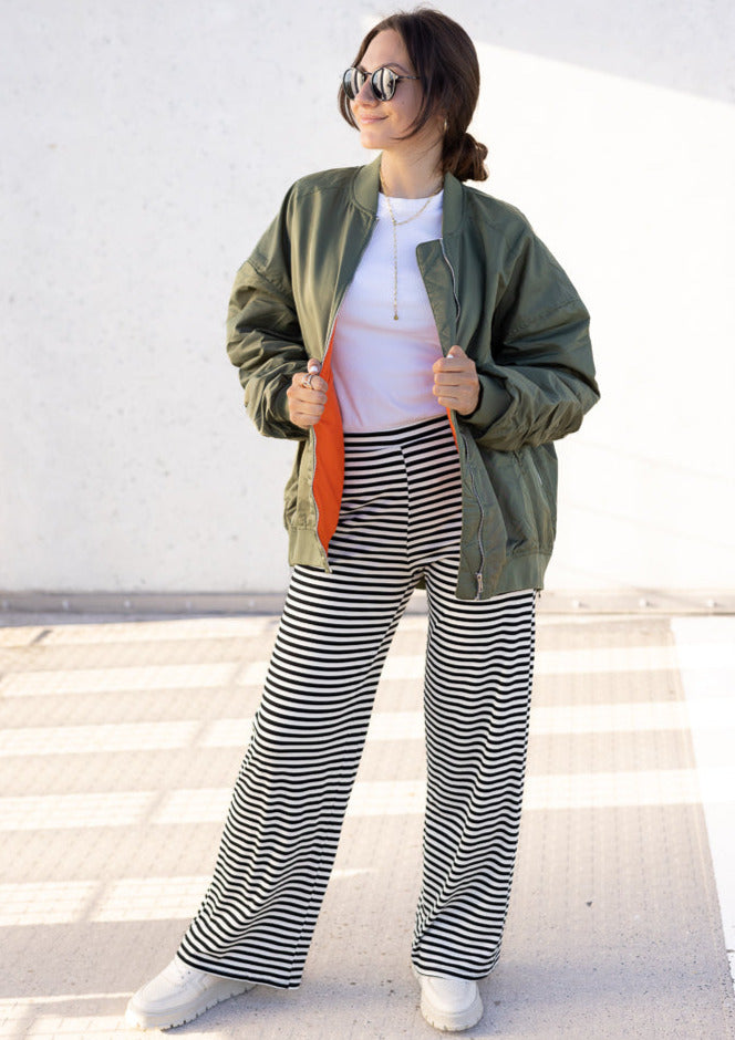 Stretchy Pants 