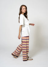 Lade das Bild in den Galerie-Viewer, Boyfriend T-Shirt Summer Party | Stripe Pearl
