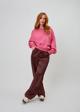 Lade das Bild in den Galerie-Viewer, Regular Sweater Mental Health Pink | Oh April
