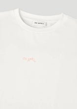 Lade das Bild in den Galerie-Viewer, Boyfriend T-Shirt Summer Party | Stripe Pearl

