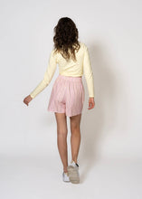 Lade das Bild in den Galerie-Viewer, Yuzu Shorts | Soft Blush Stripe
