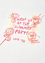 Lade das Bild in den Galerie-Viewer, Boyfriend T-Shirt Summer Party | Stripe Pearl
