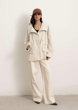 Lade das Bild in den Galerie-Viewer, Lässige Jacke „TANIA“ | Beige
