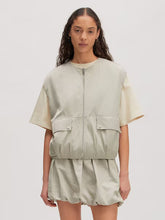 Lade das Bild in den Galerie-Viewer, Weste Veronica | Edited
