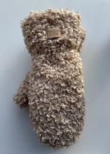 Lade das Bild in den Galerie-Viewer, Handschuhe aus Teddy | 4 Farben
