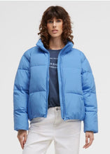 Lade das Bild in den Galerie-Viewer, Pufferjacke Blau | Senses.The Label
